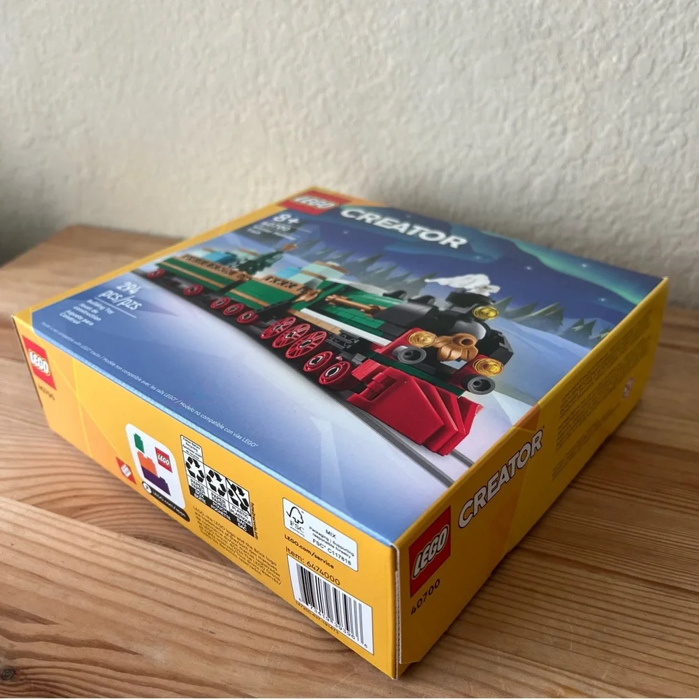 LEGO Creator Winter Holiday Train 40700 Sealed Box Limited Edition 294 Pieces